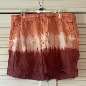 Old Navy tie dye soft shorts - XL EUC
